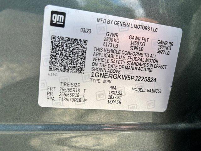 Photo of 2023 Silver Sage Metallic Chevrolet Traverse