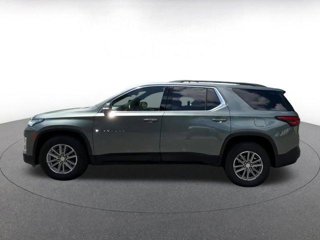 Photo of 2023 Silver Sage Metallic Chevrolet Traverse