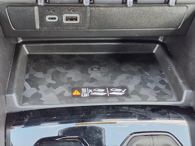 Photo of 2025 Summit White Chevrolet Colorado