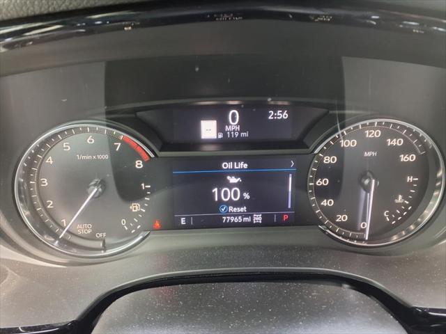 Photo of 2020 Crystal White Tricoat Cadillac XT5
