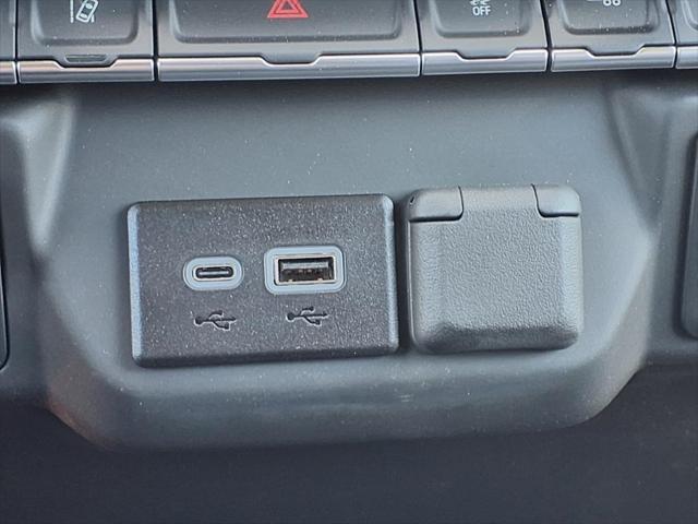 Photo of 2025 Summit White Chevrolet Silverado 2500