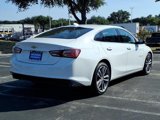 Photo of 2024 Summit White Chevrolet Malibu