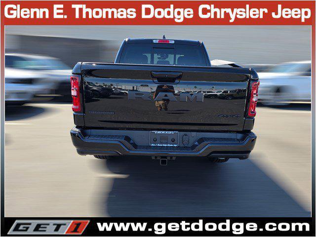 Photo of 2025 Diamond Black Crystal Pearlcoat RAM 1500
