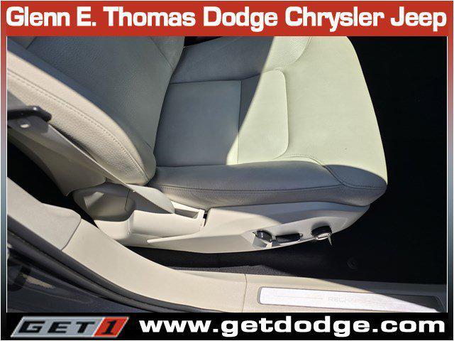 Photo of 2021 Gray Volvo XC90 Recharge Plug-In Hybrid