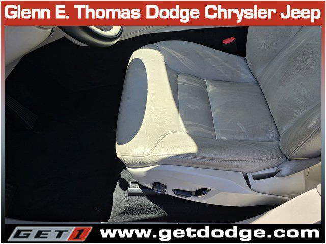 Photo of 2021 Gray Volvo XC90 Recharge Plug-In Hybrid