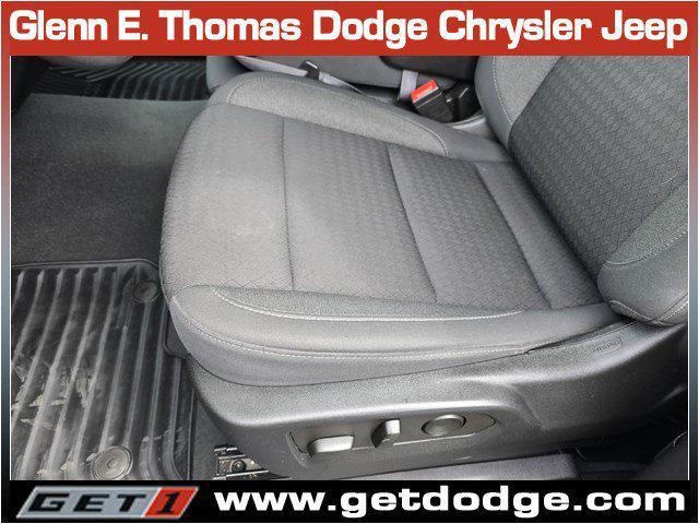 Photo of 2022 Glacier Blue Metallic Chevrolet Silverado 1500