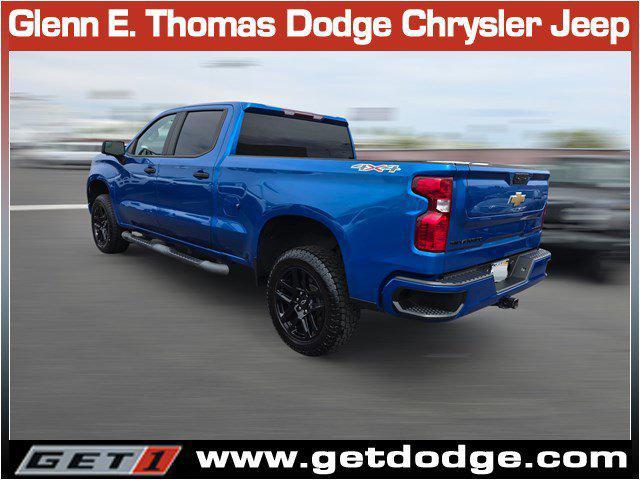 Photo of 2022 Glacier Blue Metallic Chevrolet Silverado 1500