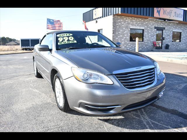 2013 Chrysler 200