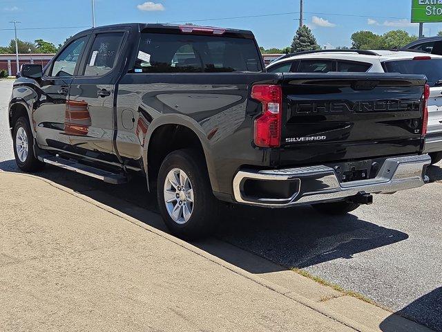 Photo of 2023 Black Chevrolet Silverado 1500