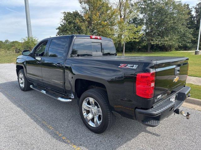 Photo of 2016 Black Chevrolet Silverado 1500