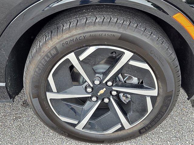 Photo of 2025 Black Chevrolet Equinox EV