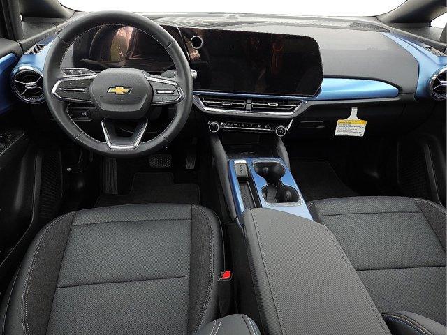 Photo of 2025 Black Chevrolet Equinox EV