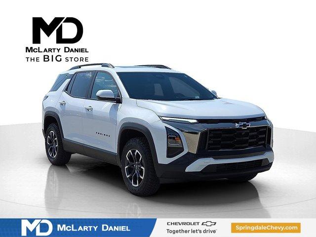 Photo of 2026 Polar White Tricoat Chevrolet Equinox