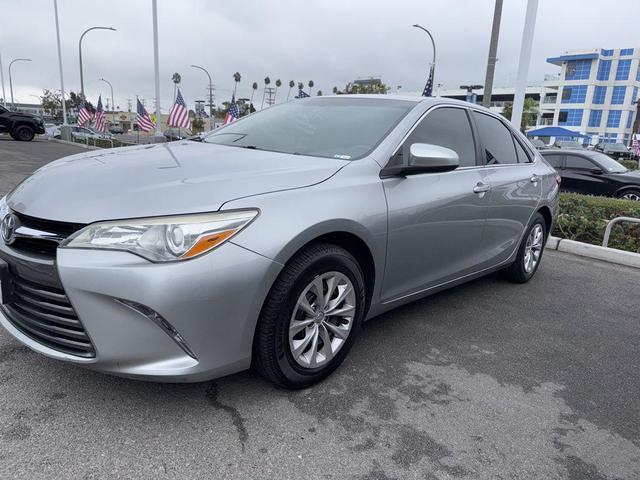 Photo of 2017 Celestial Silver Metallic Toyota Camry