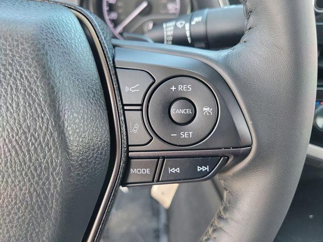 Photo of 2024 White Toyota Camry