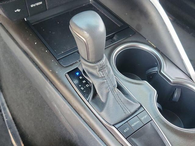 Photo of 2024 White Toyota Camry