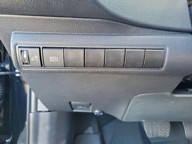 Photo of 2025 Black Toyota Corolla