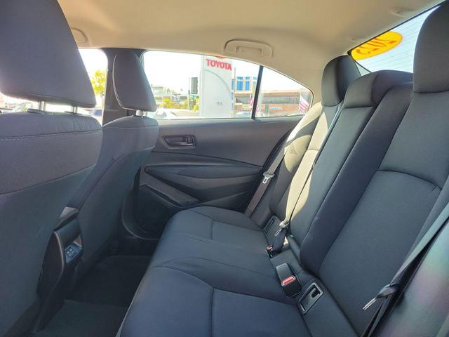 Photo of 2025 Black Toyota Corolla
