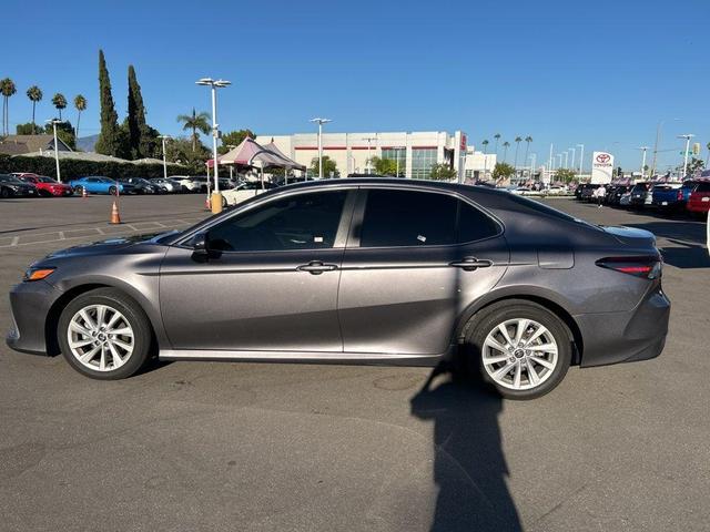 Photo of 2023 Predawn Gray Mica Toyota Camry