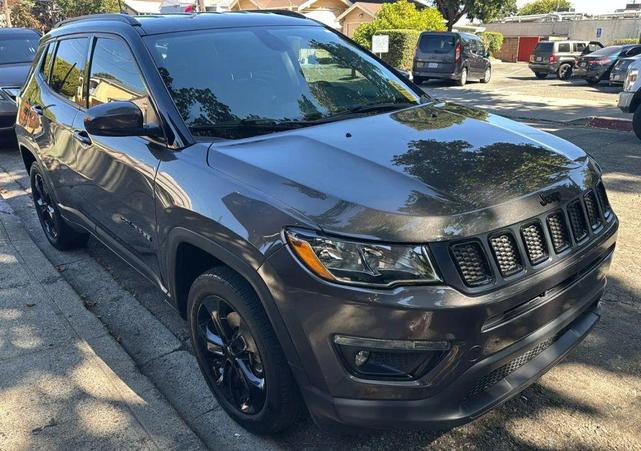 Photo of 2021 Granite Crystal Metallic Clearcoat Jeep Compass