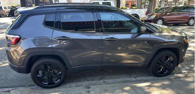 Photo of 2021 Granite Crystal Metallic Clearcoat Jeep Compass