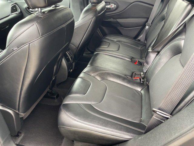 Photo of 2023 Granite Crystal Metallic Clearcoat Jeep Cherokee