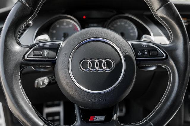 Photo of 2015 Glacier White Metallic/Black Roof Audi S5