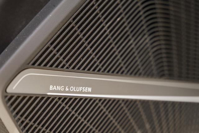 Photo of 2025 Daytona Gray Pearl Effect Audi Q5