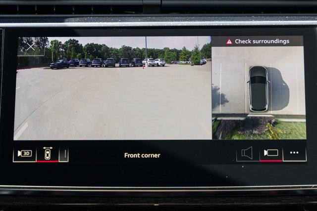 Photo of 2025 MYTHOS BLACK Audi Q7