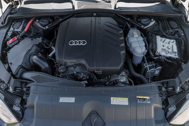 Photo of 2022 Brilliant Black/Black Roof Audi A5