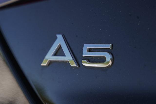 Photo of 2022 Brilliant Black/Black Roof Audi A5