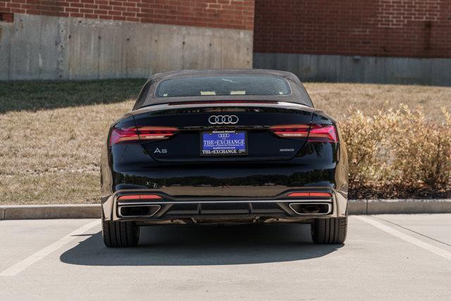 Photo of 2022 Brilliant Black/Black Roof Audi A5