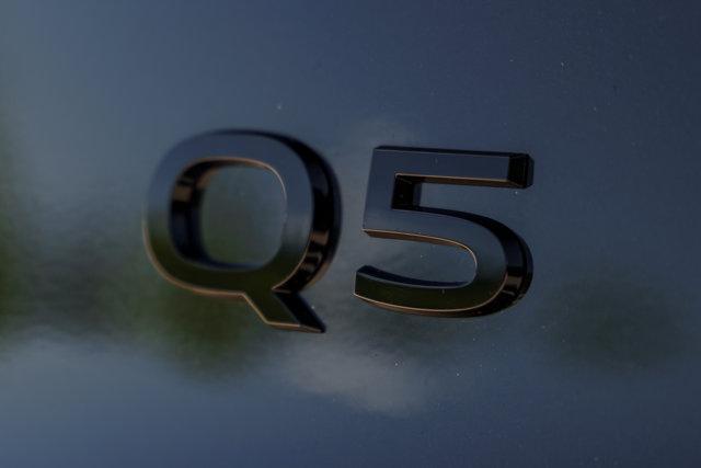 Photo of 2025 MYTHOS BLACK Audi Q5