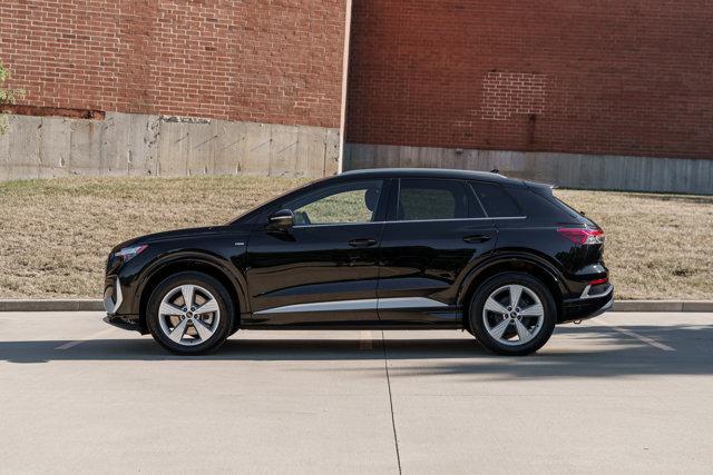 Photo of 2024 Mythos Black Metallic Audi Q4 e-tron