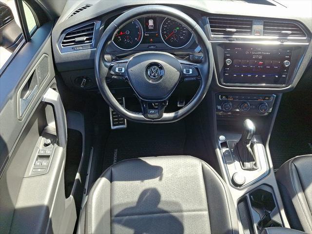 Photo of 2021 Platinum Gray Metallic Volkswagen Tiguan