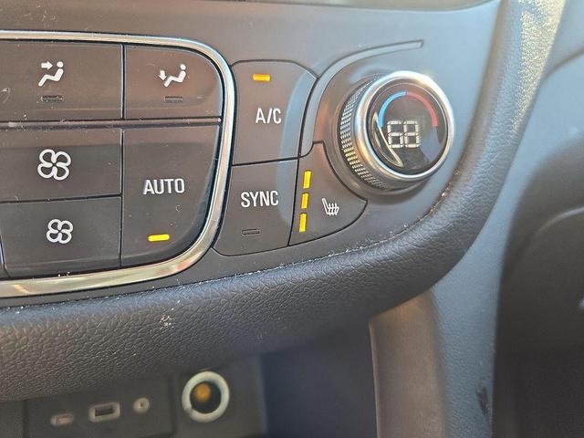 Photo of 2020 Summit White Chevrolet Equinox