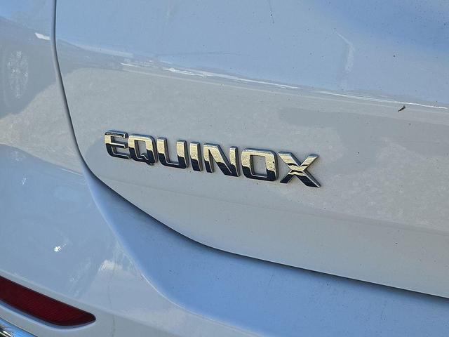 Photo of 2020 Summit White Chevrolet Equinox