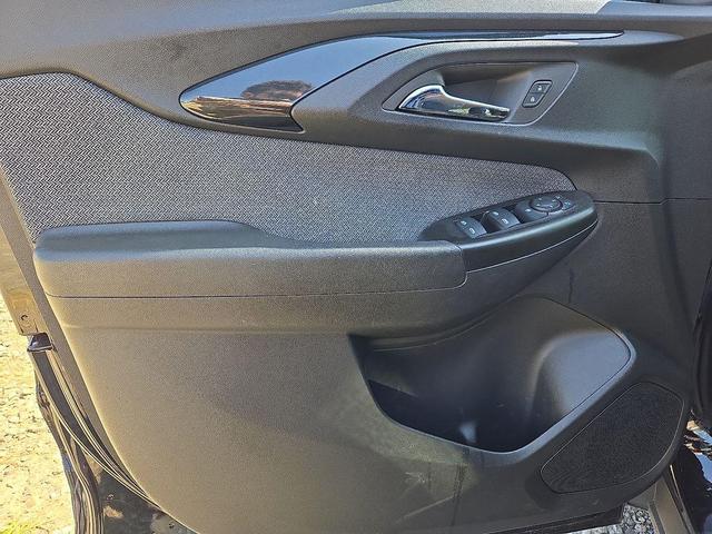 Photo of 2023 Mosaic Black Metallic Chevrolet Trailblazer