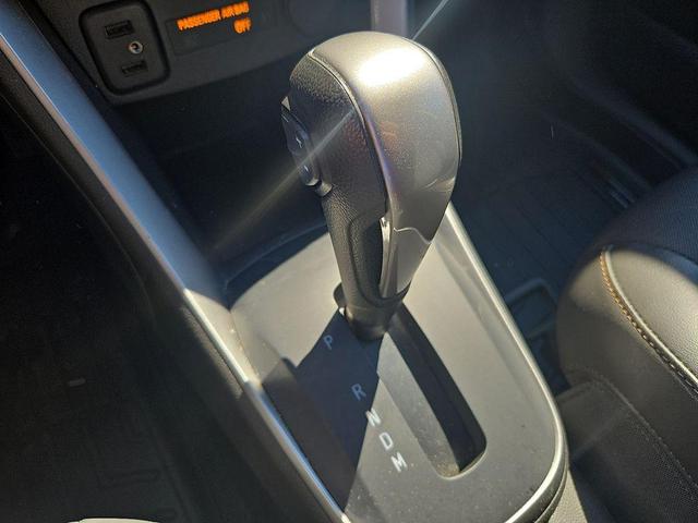 Photo of 2022 Silver Ice Metallic Chevrolet Trax