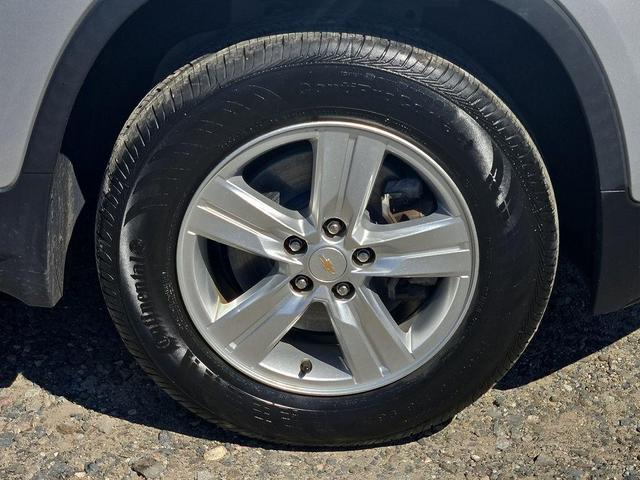 Photo of 2022 Silver Ice Metallic Chevrolet Trax