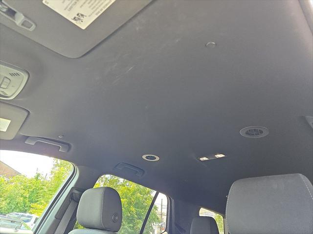 Photo of 2023 Mosaic Black Metallic Chevrolet Traverse