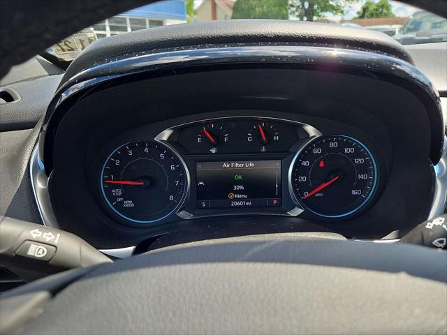 Photo of 2023 Mosaic Black Metallic Chevrolet Traverse
