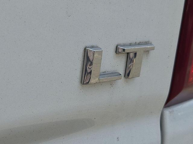 Photo of 2022 Summit White Chevrolet Silverado 1500