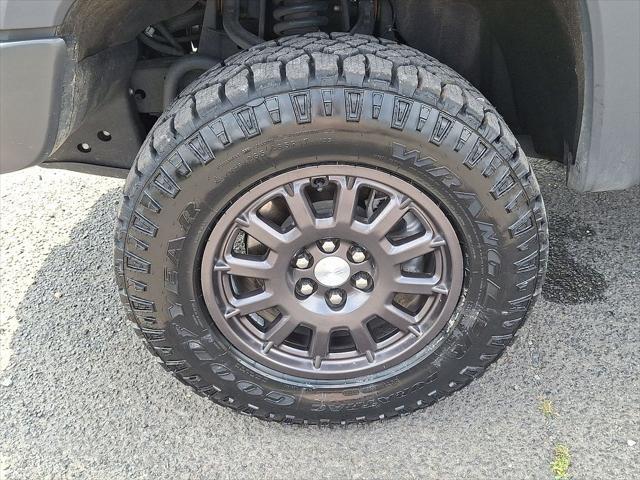 Photo of 2022 Black Chevrolet Colorado