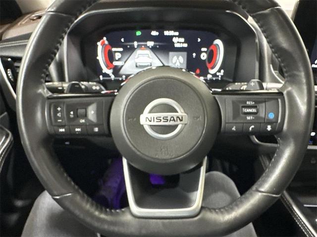 Photo of 2021 Boulder Gray Pearl/Super Black Nissan Rogue