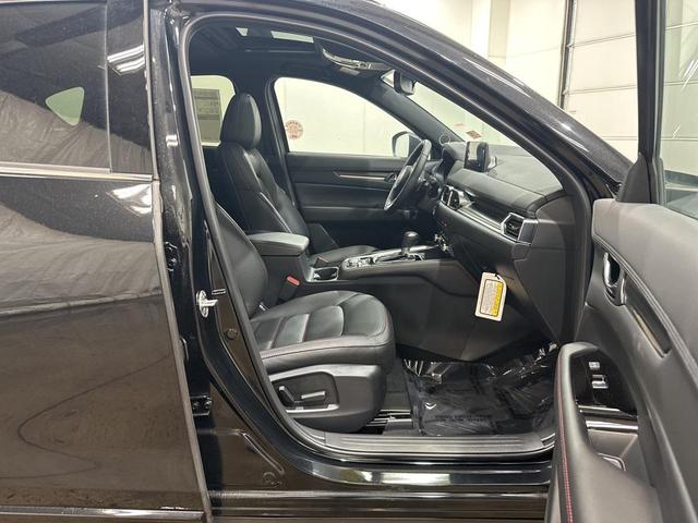 Photo of 2025 Jet Black Mica Mazda CX-5