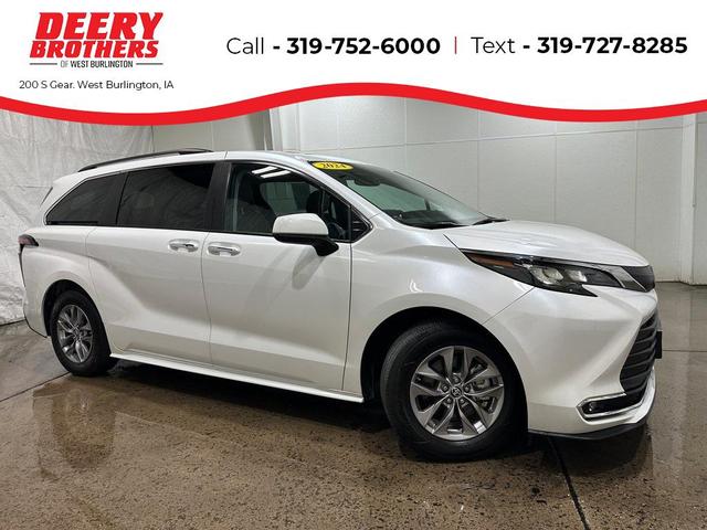 Photo of 2024 Ice Cap Toyota Sienna