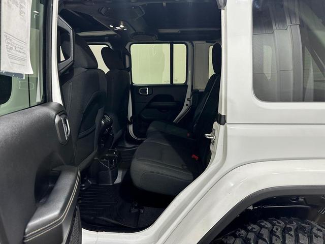 Photo of 2020 Bright White Clearcoat Jeep Wrangler Unlimited