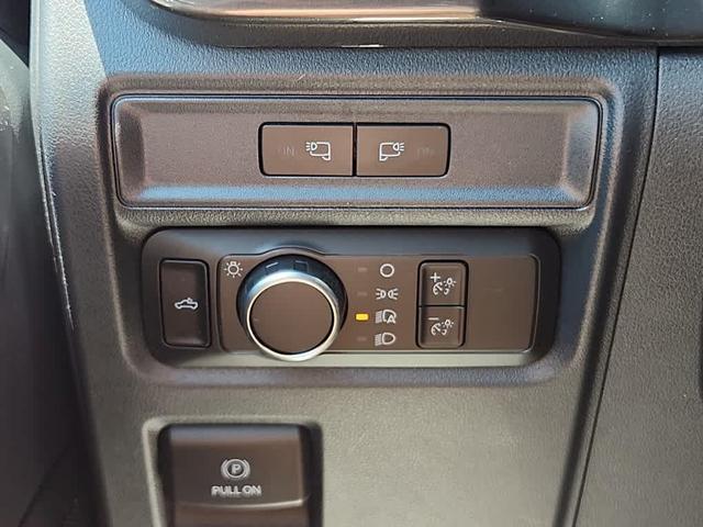 Photo of 2022 Space White Metallic Ford F-150
