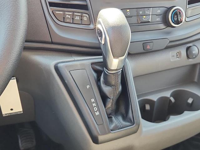 Photo of 2025 Oxford White Ford Transit-250